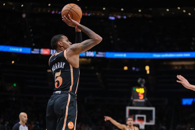 通过情感和 通过情感和