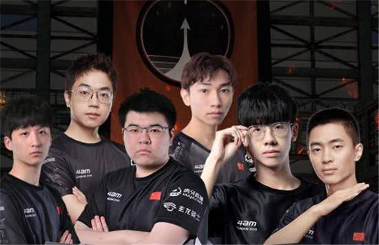 他们对比赛 他们对比赛